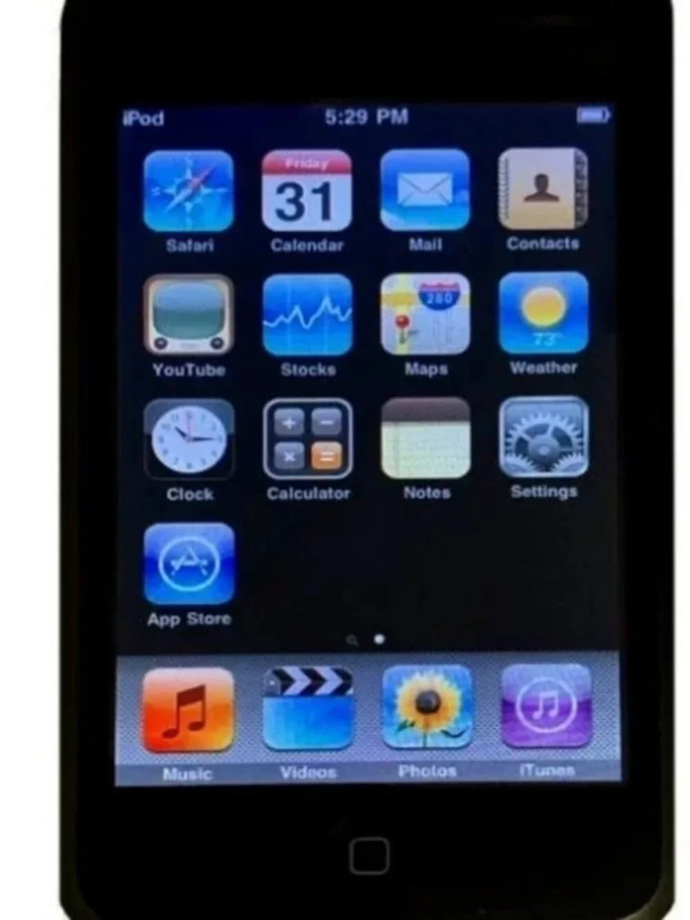 Apple iPod Touch 8GB - Silver - Amazon Refurbished